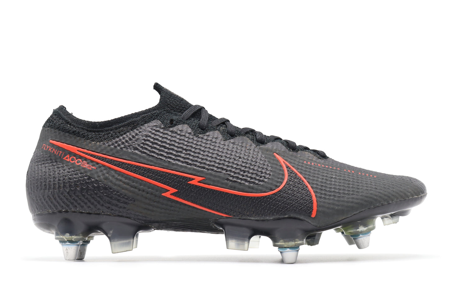 Nike Mercurial Vapor 13 Elite SG-Pro AC, in the Black/Chile Red/Dark Smoked Grey colorway, photographed from the right side of the football boot